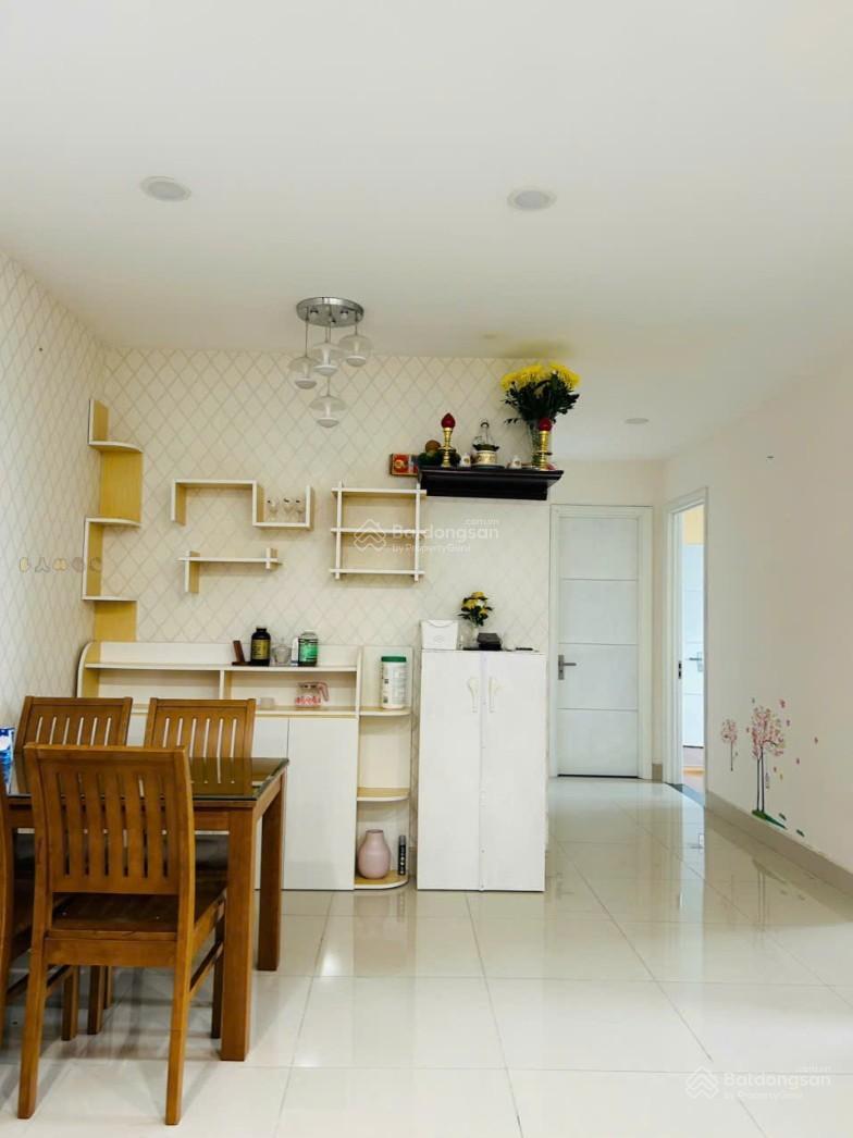 Căn hộ Saigon Tower, Thoại Ngọc Hầu, Tân Phú: 69m² giá chỉ 8 triệu - Dọn vào ngay!