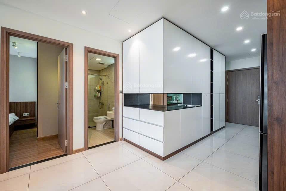 Chung cư The Tresor Quận 4 76m² giá 2.2 tỷ - Thiết kế hiện đại, view sông đẹp!