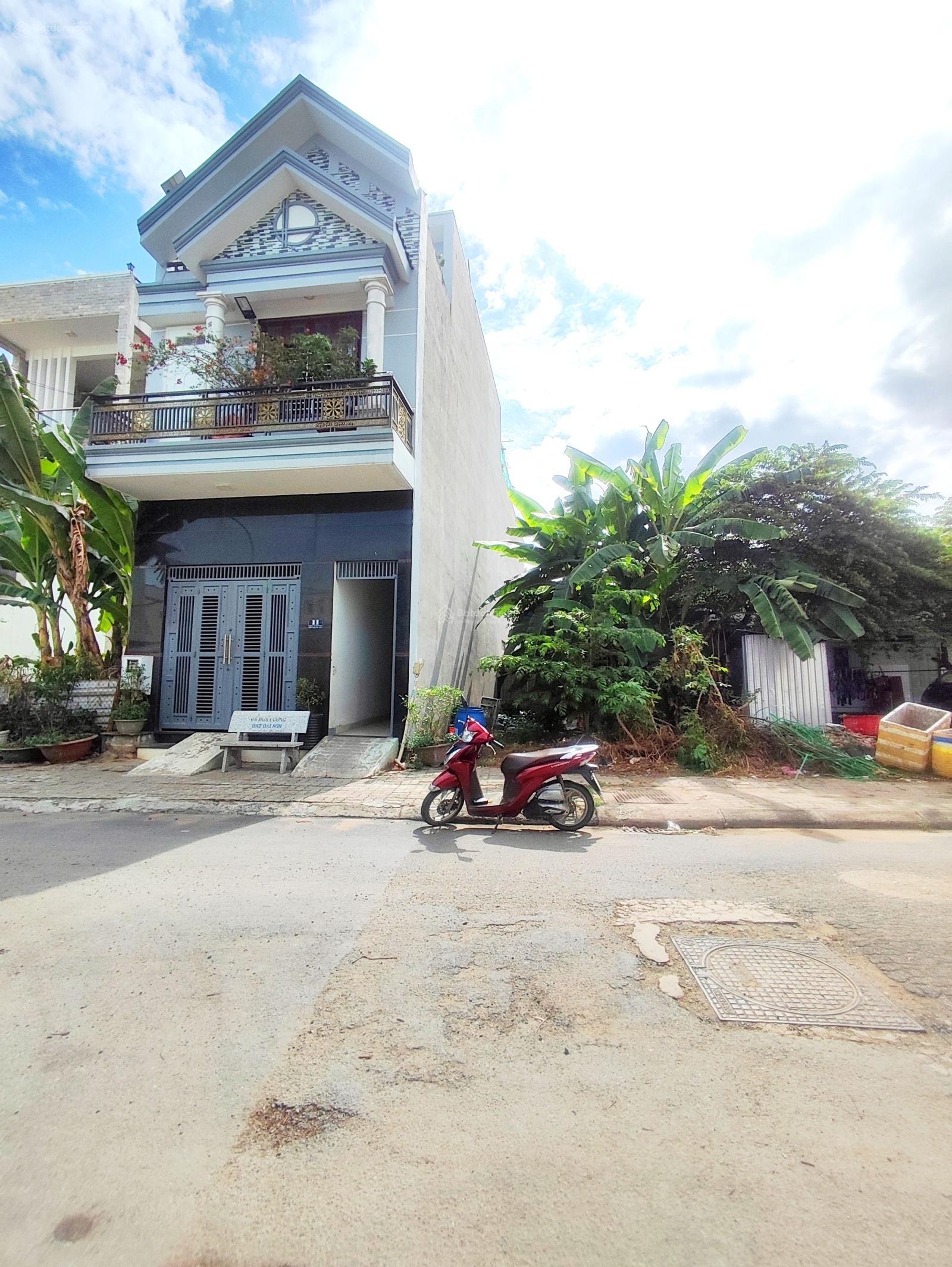 Bán đất khu tái định cư Đông Tăng Long, Trường Thạnh, 125.8m² - Vị trí đẹp, sổ hồng riêng!