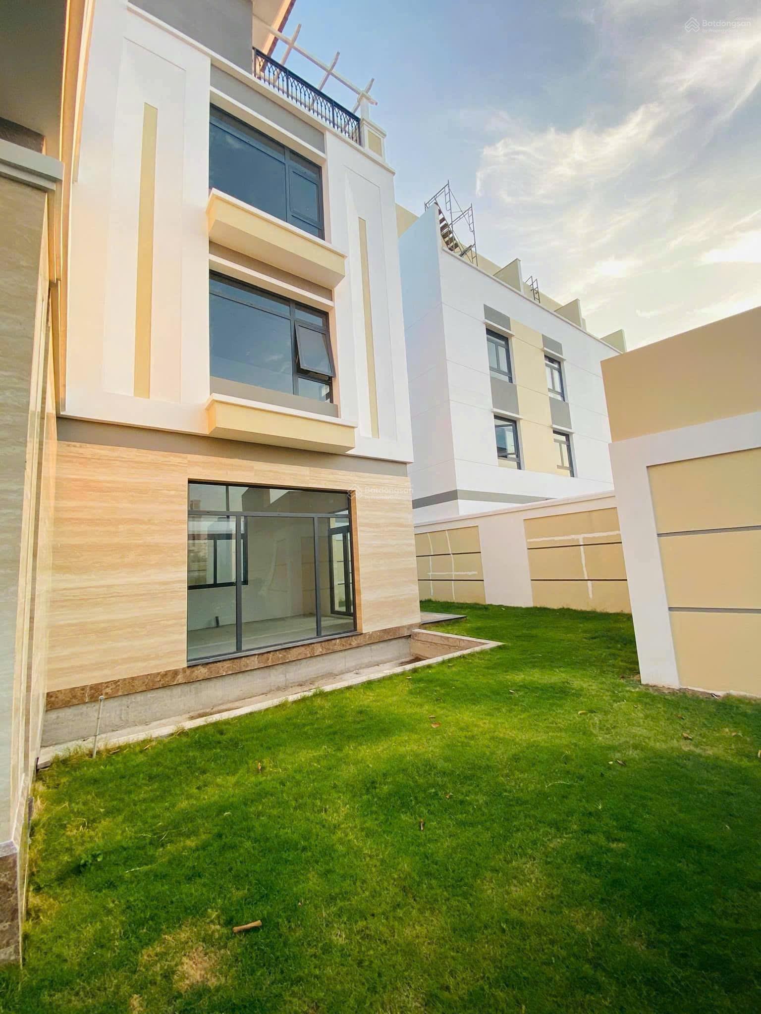 Biệt thự Verosa Khang Điền Quận 9 230m² giá 31,5 tỷ - Sở hữu ngay không cần chờ đợi!