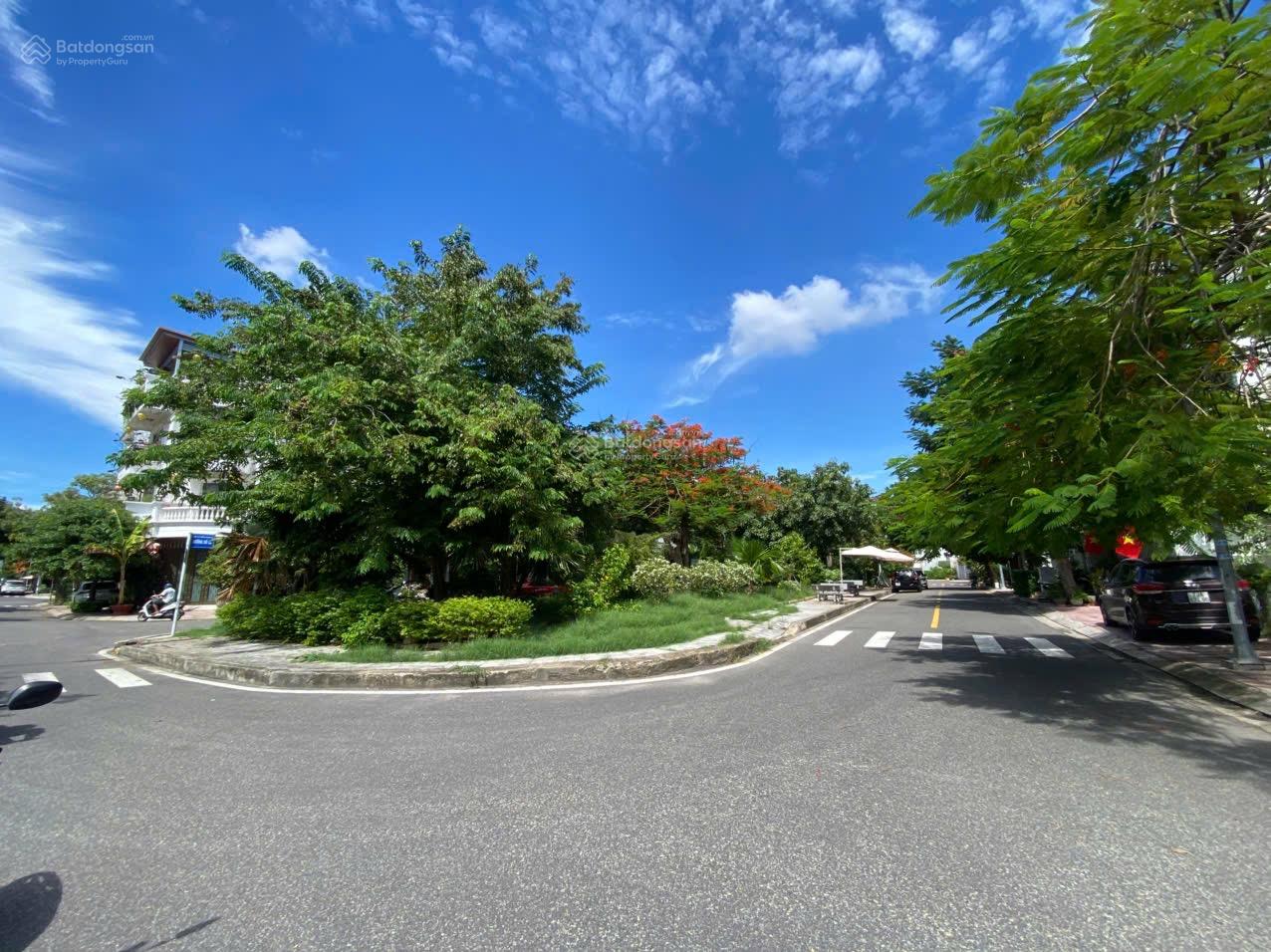 Lô góc KĐT Hà Quang 2 Nha Trang 192,2m² giá 12,1 tỷ - Đối diện công viên