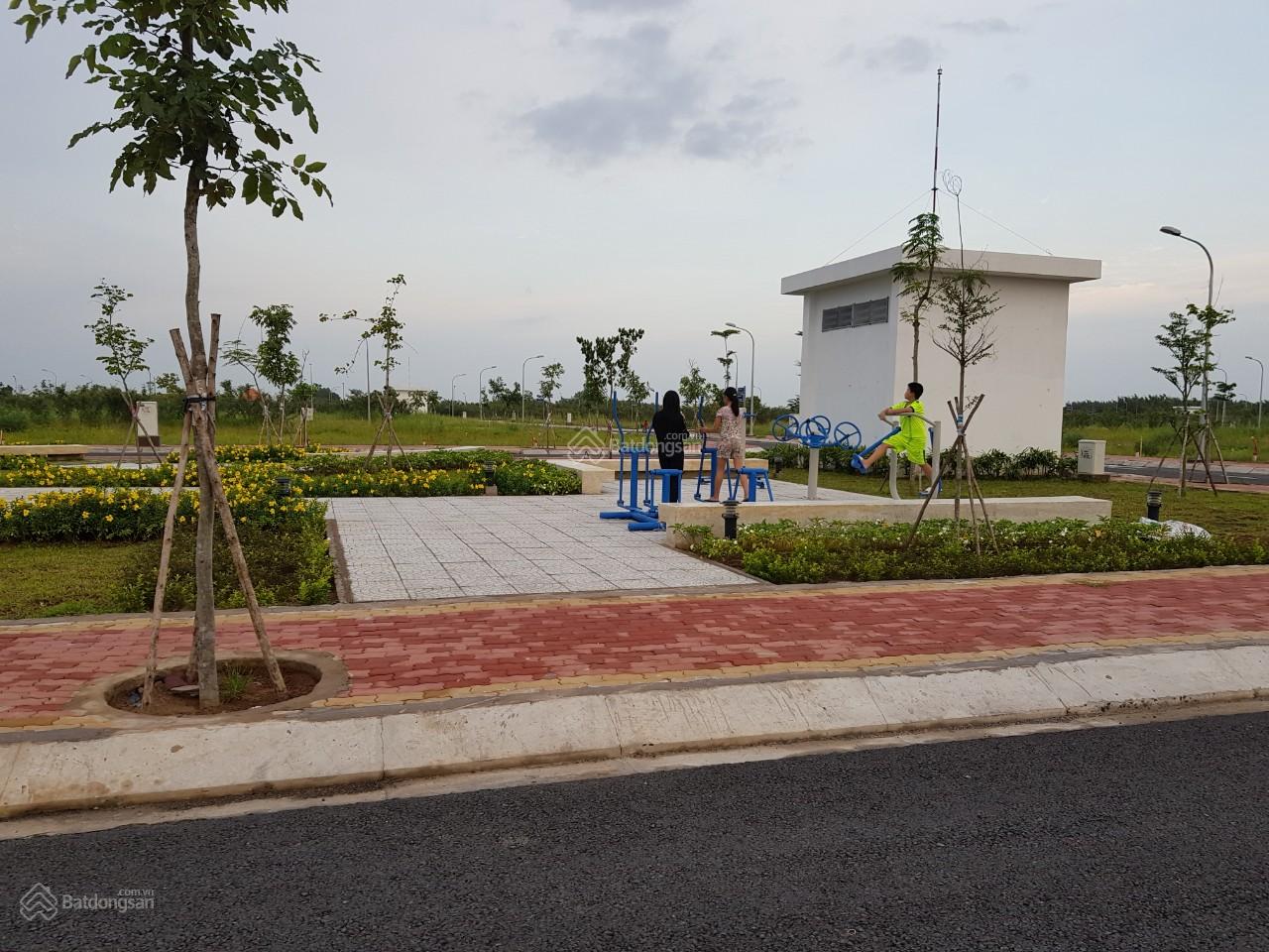 Đất nền T&T Long Hậu 100m² giá chỉ 2.1 tỷ - Xây dựng tự do!