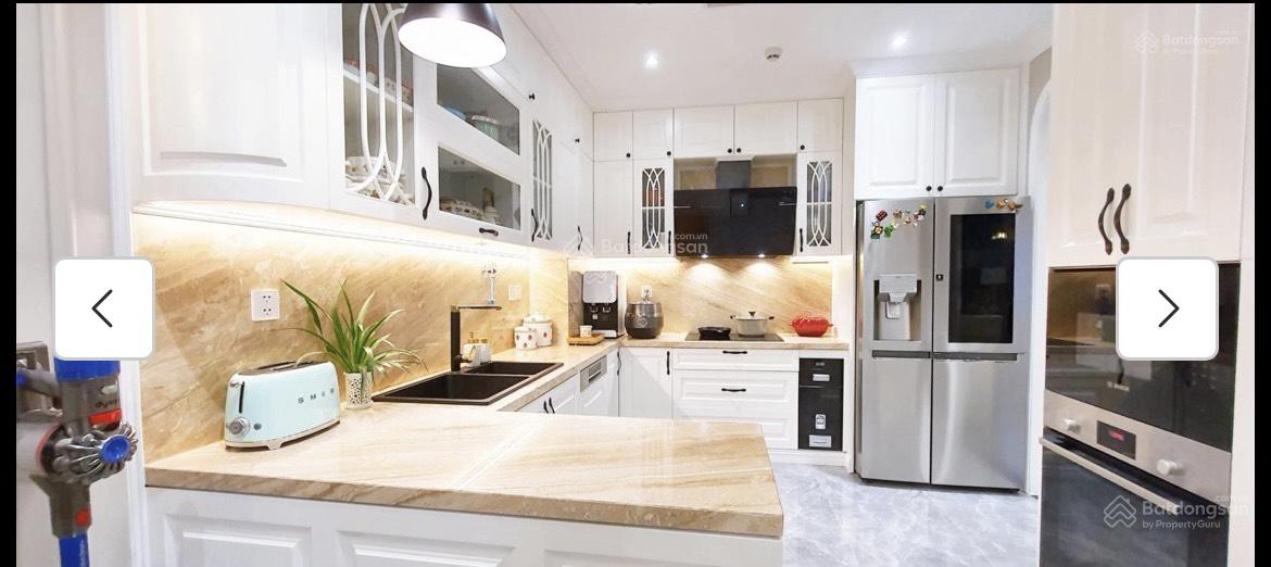 Căn hộ cao cấp The Legend 73m² giá 6 tỷ - Nội thất sang trọng, xem nhà ngay!