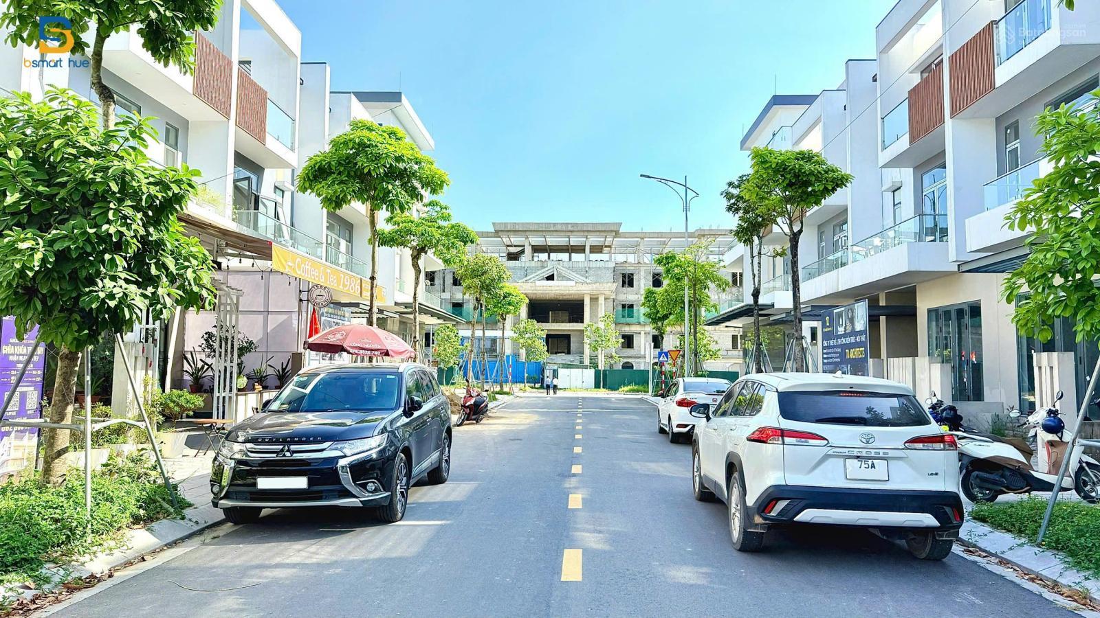 Nhà phố 3 tầng đường Hoàng Quốc Việt, gần Aeon Mall Huế - Giá chỉ 1 tỷ 8!