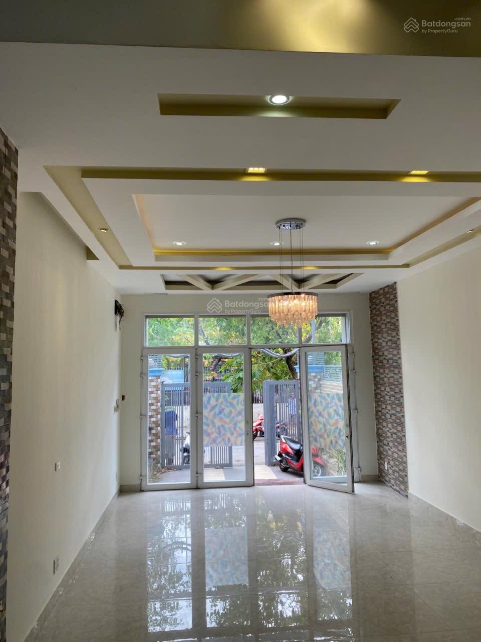 Nhà phố liền kề Đại Phúc Green Villas, Bình Hưng 110m² giá 11 tỷ - Pháp lý đầy đủ, sẵn sàng giao dịch!