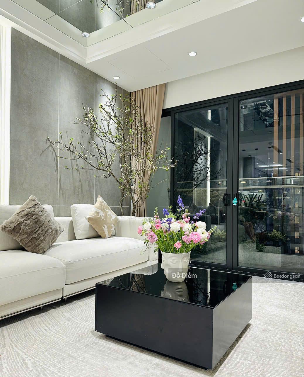 Căn hộ 2 ngủ 71m² tại 90 Nguyễn Tuân, Thanh Xuân - Full đồ, giá 6.8 tỷ