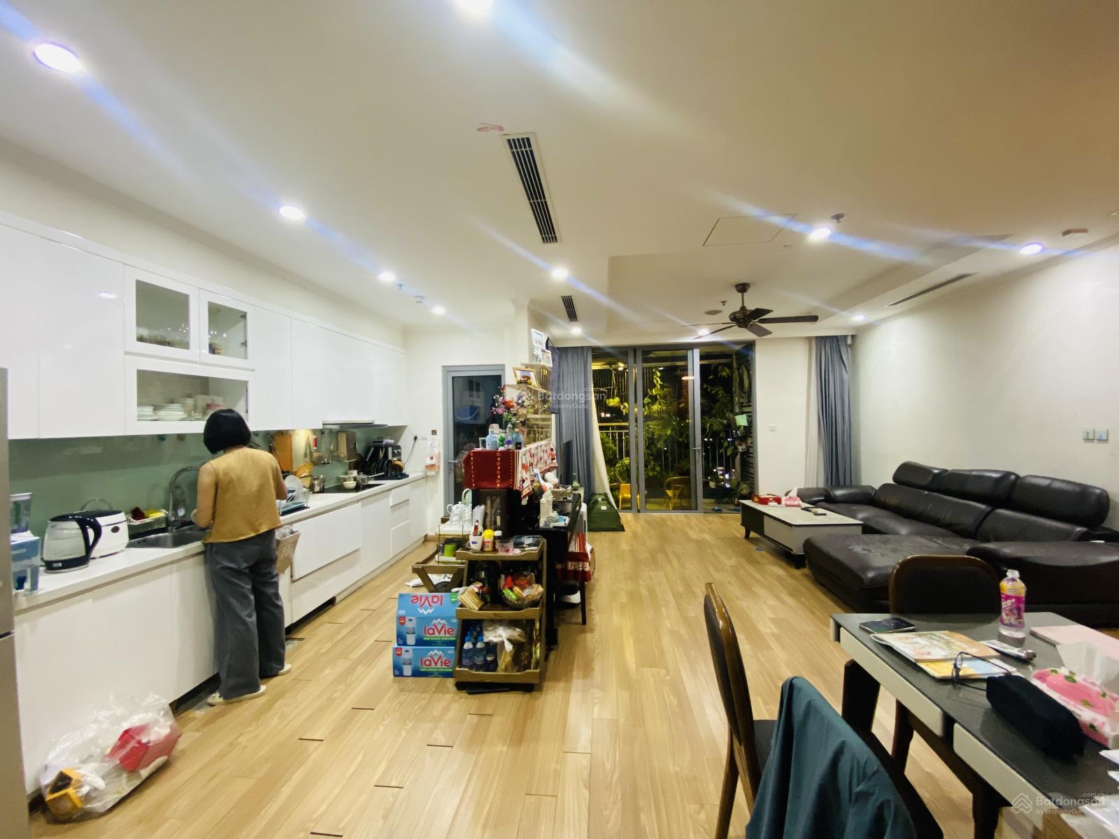 Căn hộ 3 phòng ngủ Times City Park Hill 119m² giá 15.8 tỷ - Chính chủ bán, Full đồ về ở ngay!