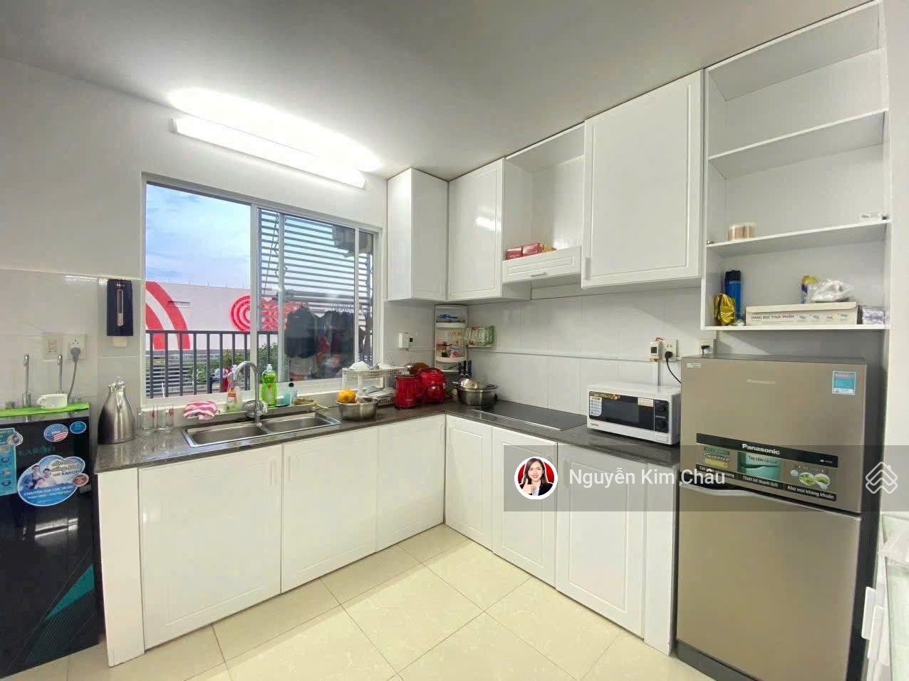 Căn hộ CT2 Vĩnh Điềm Trung 64m² giá 2.4 tỷ - Nội thất sang trọng, view đẹp!