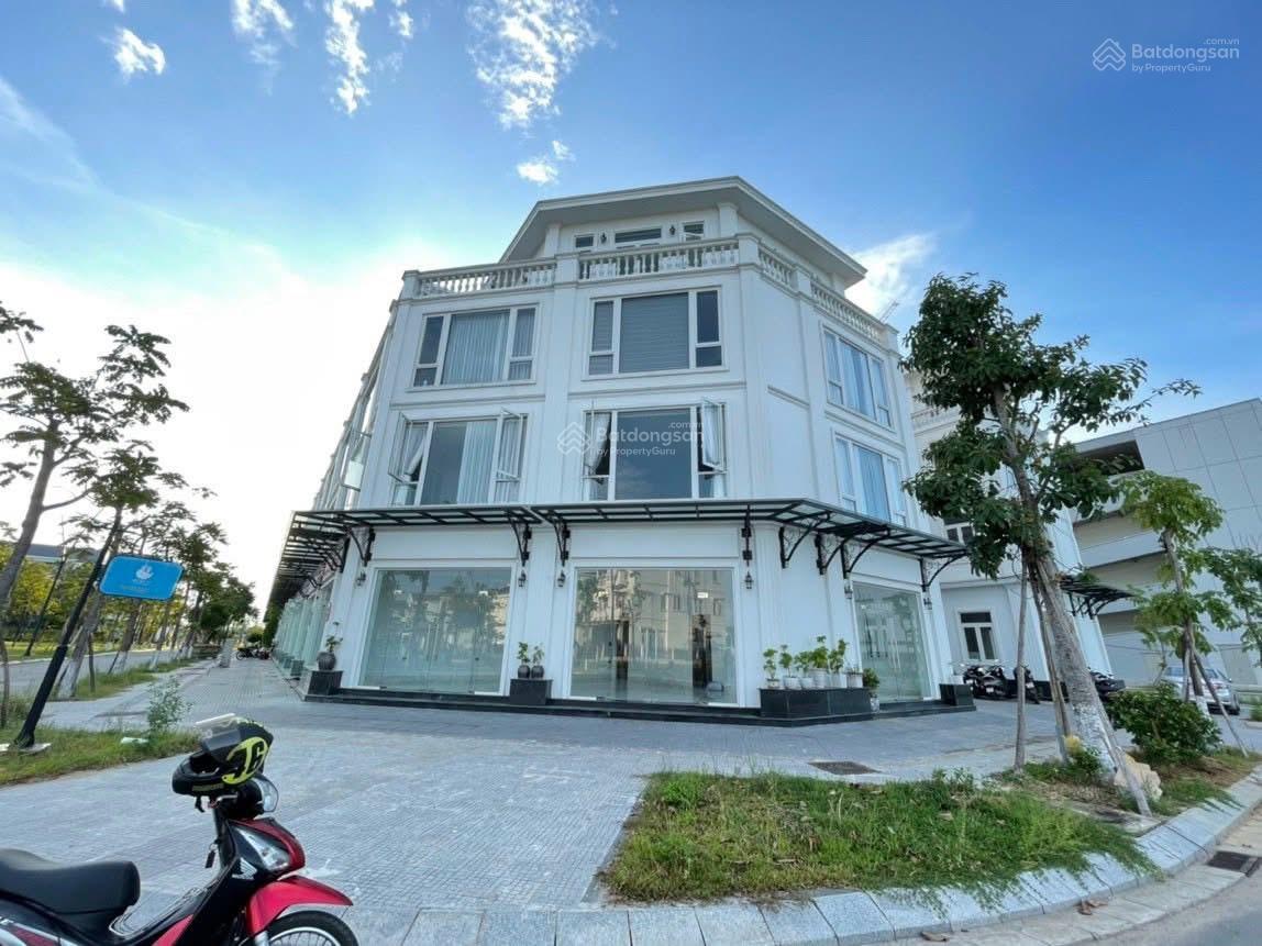 Biệt thự 3 mặt thoáng Phú Mỹ An 216m² giá 9.05 tỷ - Sẵn sàng vào ở ngay!