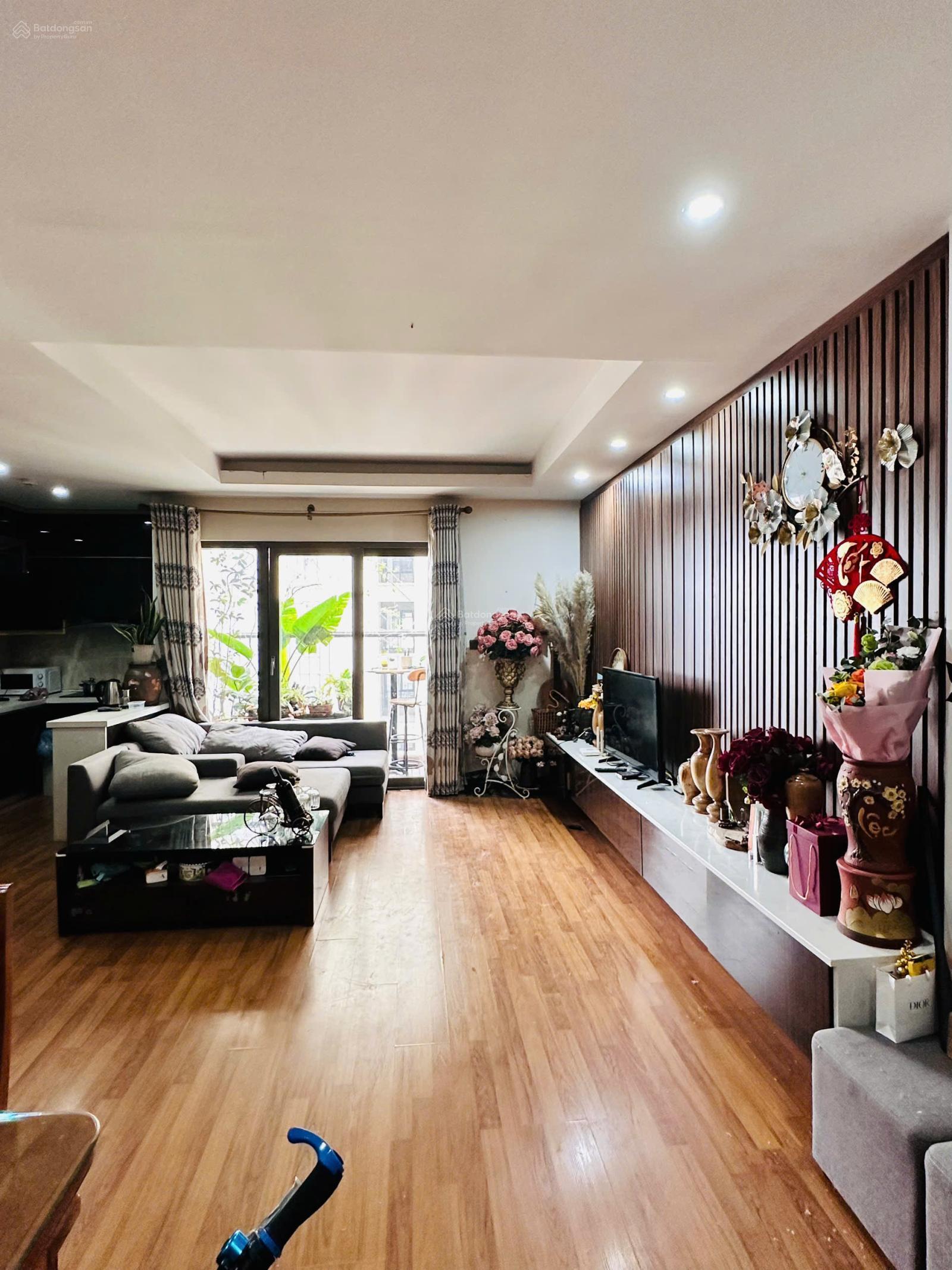 Căn hộ 3 ngủ Home City Trung Kính 98m² giá 9 tỷ - Chính chủ bán gấp, full nội thất!