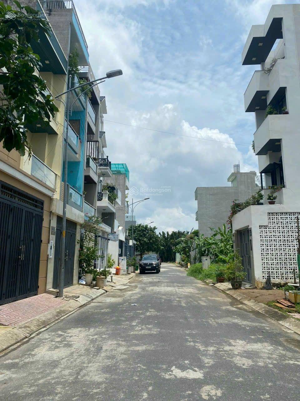 Bán đất KDC Nam Khang 1426 Nguyễn Duy Trinh 56m² - Đường nhựa ô tô, điện âm