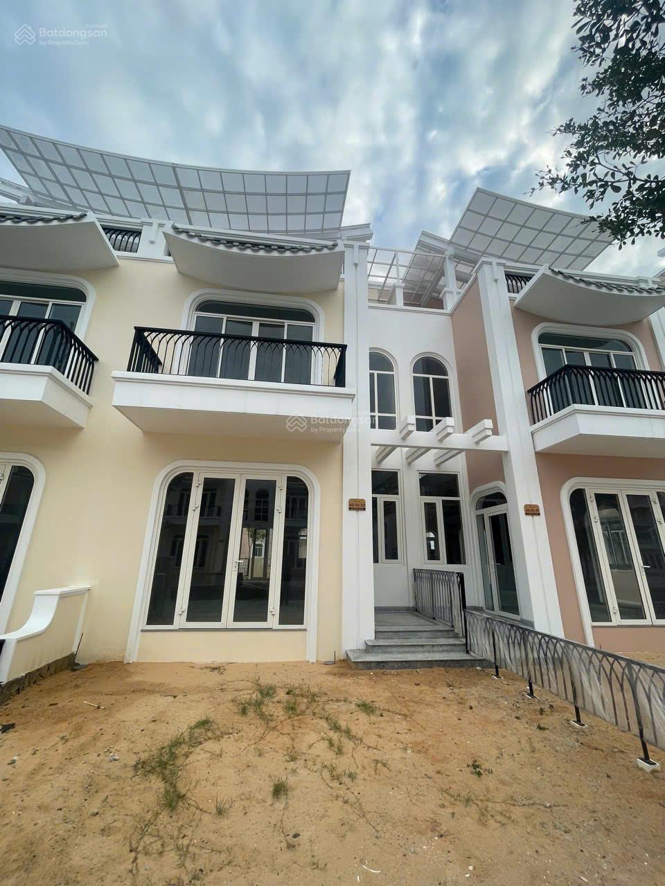 Townhouse 122,4m² tại ParaSol, Cam Ranh - Giá 4,5 tỷ - Sở hữu lâu dài!