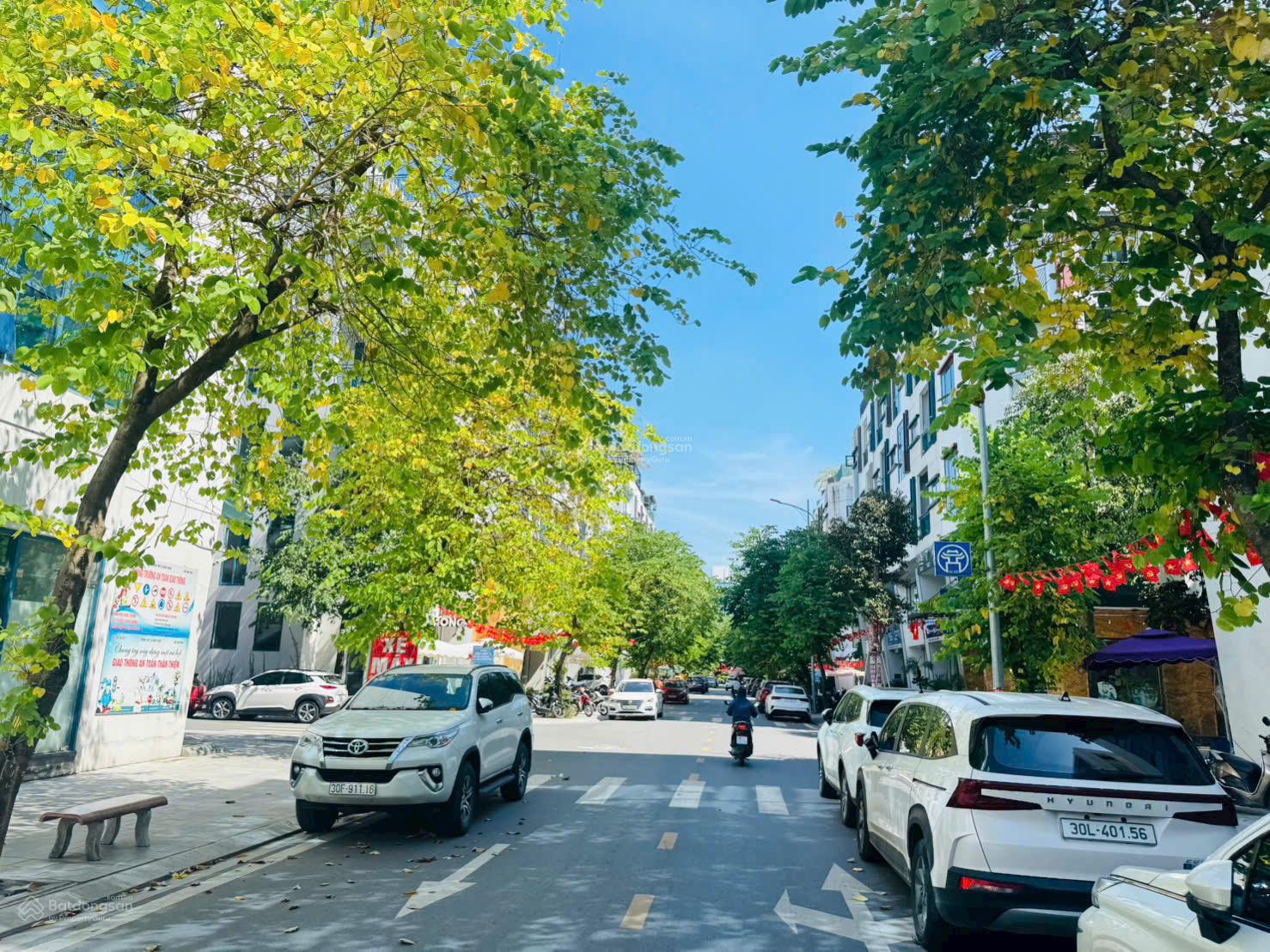 Bán nhà liền kề Him Lam Vạn Phúc, Hà Đông 75m² giá 17 tỷ - Vị trí đắc địa, ô tô đỗ cửa!