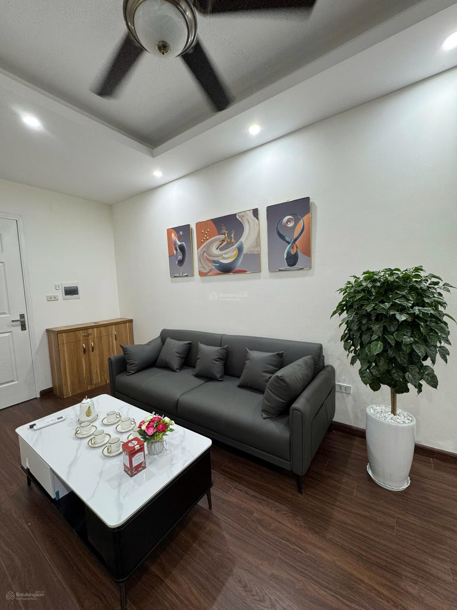 Căn hộ HH2 Linh Đàm 67m² giá 3.2 tỷ - Tầng hoa hậu, đẹp lung linh!