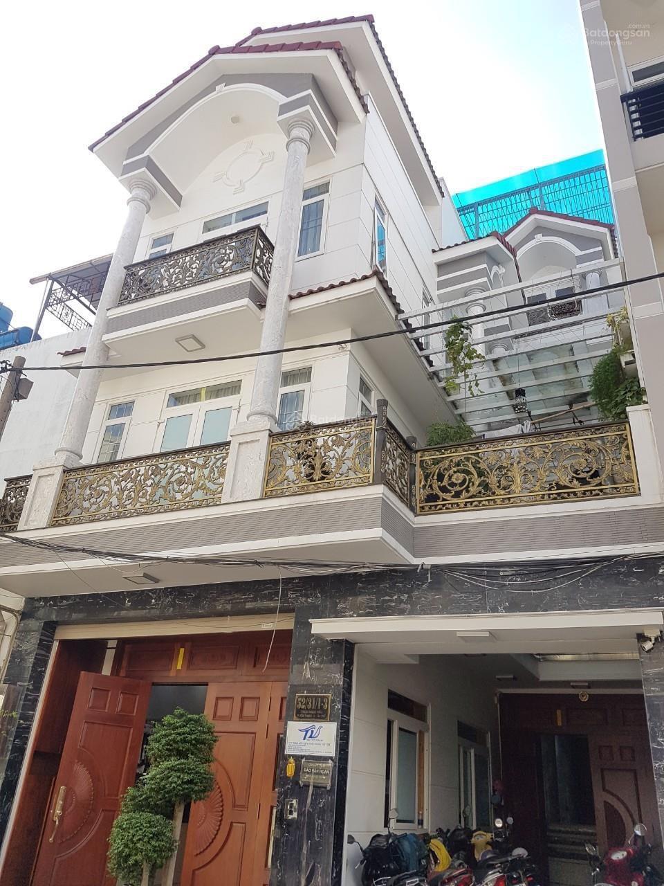 Biệt thự Bình Lợi 180m² giá 22 tỷ - Thiết kế hiện đại, sân vườn xanh mát!