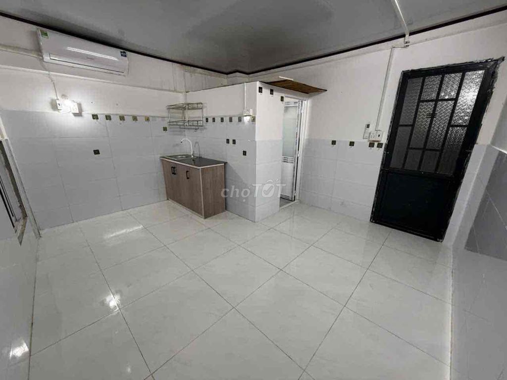 Phòng trọ 20m² gần Đại học Văn Hiến chỉ 2.9 triệu - Giờ giấc tự do!