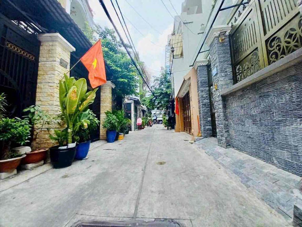 Bán nhà hẻm xe hơi đường Tân Kỳ Tân Quý - P. Sơn Kỳ, Q. Tân Phú 56m² giá 5.5 tỷ - Vị trí đắc địa, vào ở ngay!