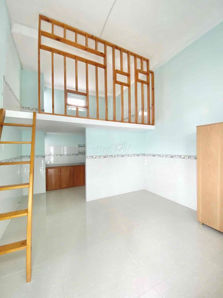 Cho thuê phòng trọ gác 2m 30m² tại Đỗ Xuân Hợp Quận 9 - Giá chỉ 4.7 triệu!