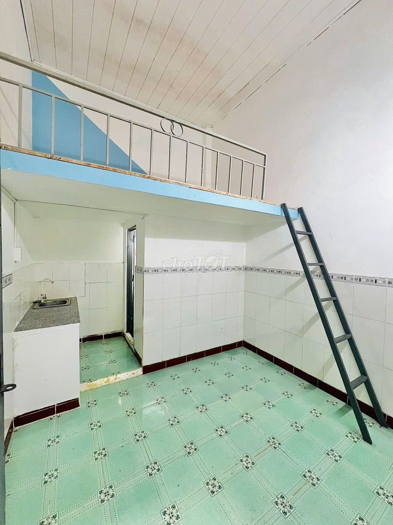 Phòng có gác 30m² tại 192 Nguyễn Tri Phương, Dĩ An chỉ 1.8 triệu - Tự do thoải mái, không chung chủ!