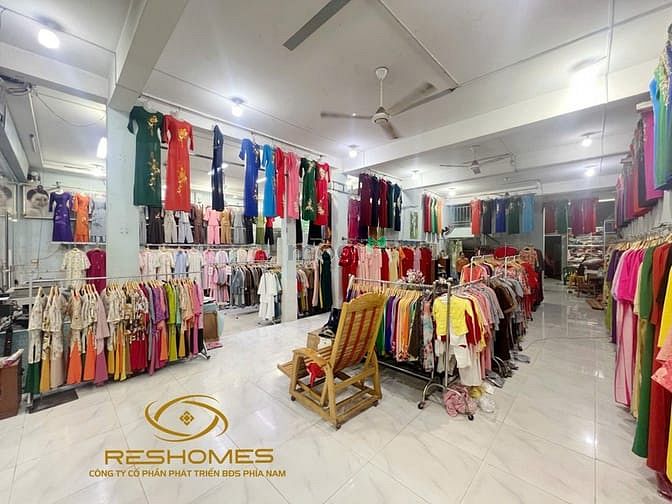 Cho thuê mặt bằng 400m² mặt tiền đường Đồng Khởi, Biên Hoà - Thích hợp showroom, ngân hàng!