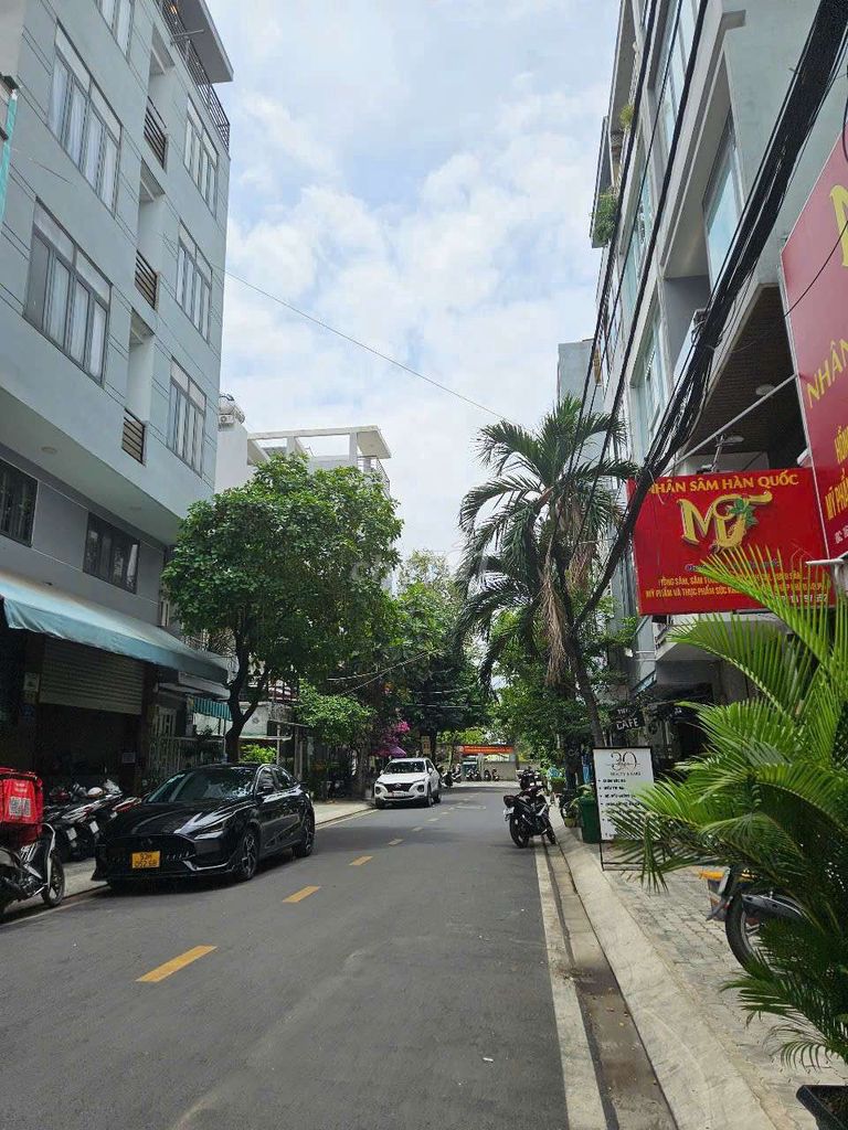 Bán Nhà Mặt Tiền Đường Số Lý Phục Man Quận 7 - 140m² Giá 16 tỷ - Vị Trí Kinh Doanh Đắc Địa!