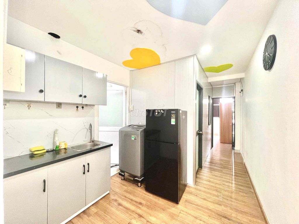 Căn hộ 2PN 45m² giá 8 triệu - Full nội thất, balcon rộng thoáng ngay Cầu Vượt 3/2!