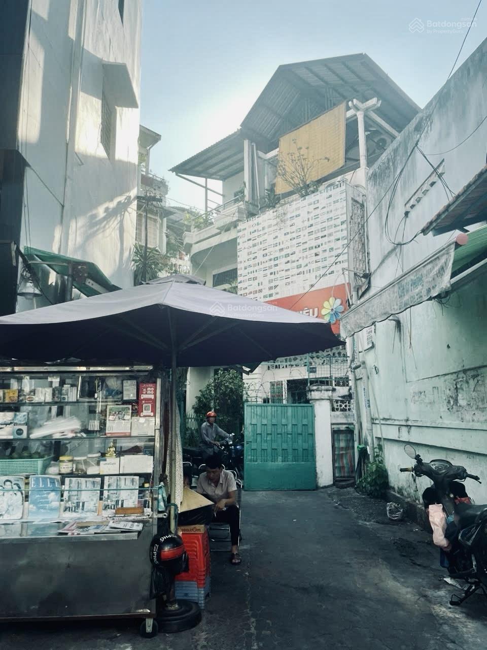 Cho thuê nguyên căn nhà mặt tiền Trần Huy Liệu 75m² giá 30 triệu - Kinh doanh thuận lợi!