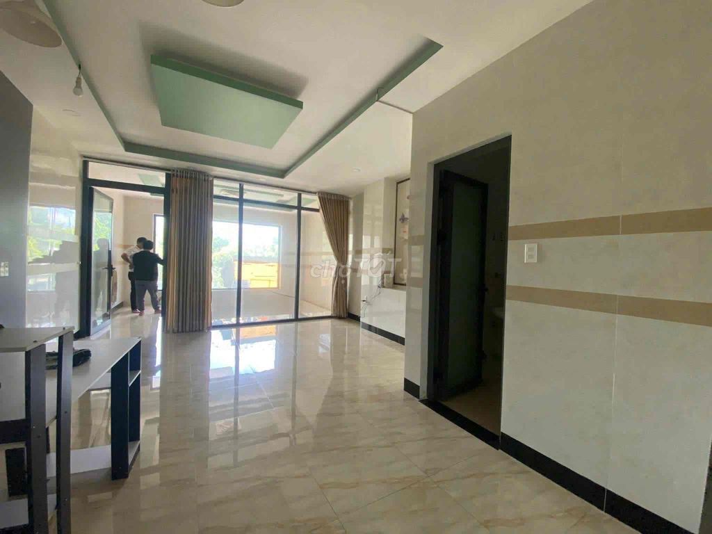 Mặt bằng 1 trệt 1 lửng tại đường Trần Bình Trọng, 70m² - Phù hợp kinh doanh ngay