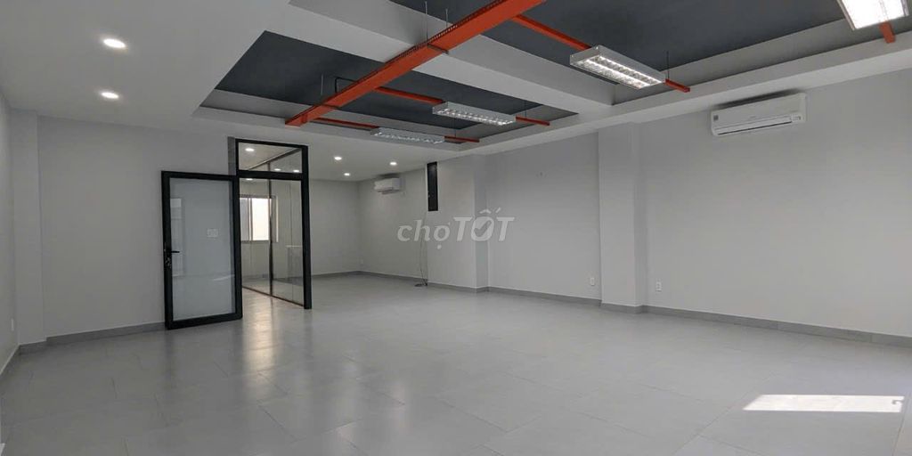 Văn phòng cho thuê 85m² tại Vạn Phúc, chỉ 13 triệu/tháng - Sàn trống suốt, sẵn vào ngay!
