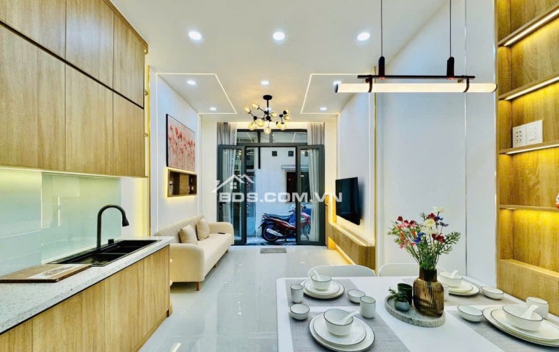 Nhà phố Nguyễn Văn Trỗi - Phú Nhuận, 35m² giá 17 triệu - Full nội thất mới tinh