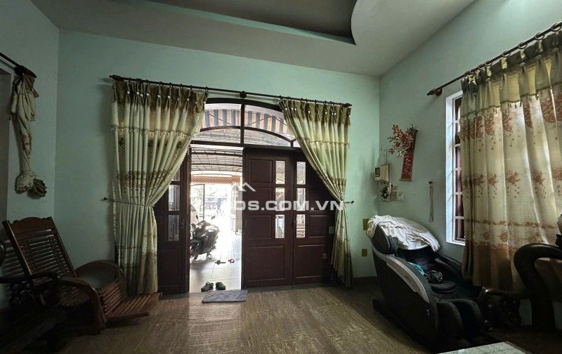 Nhà mặt tiền Dương Công Khi, Hóc Môn 200m² giá 15 tỷ - Đầu tư sinh lời an toàn!