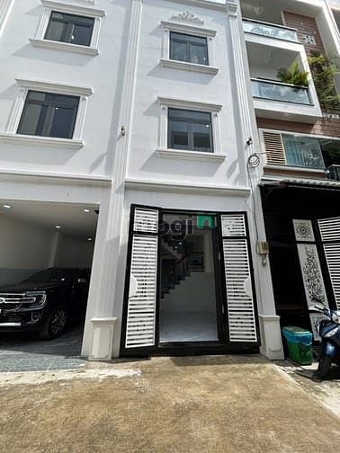 Nhà 5 Tầng Khu Phân Lô Liên Khu 10-11 Bình Trị Đông 63m² giá 6.8 Tỷ - Sẵn sàng vào ở ngay!