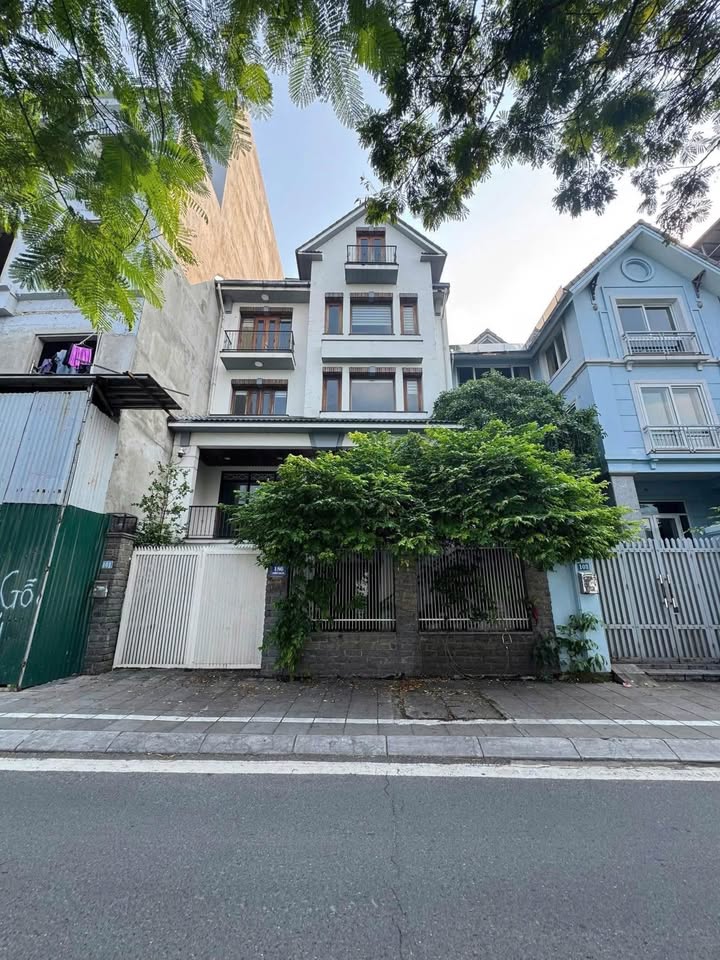 Cho thuê mặt bằng 165m² tại Nguyễn Đình Thi - Tây Hồ chỉ 80 triệu/tháng - Cơ hội vàng cho kinh doanh!