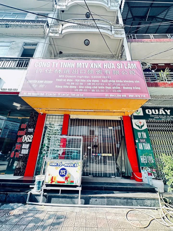 Căn nhà FrontHouse 4 tầng đường Nguyễn Huệ, Lào Cai giá 6.99 tỷ - Vị trí đắc địa gần cửa khẩu!