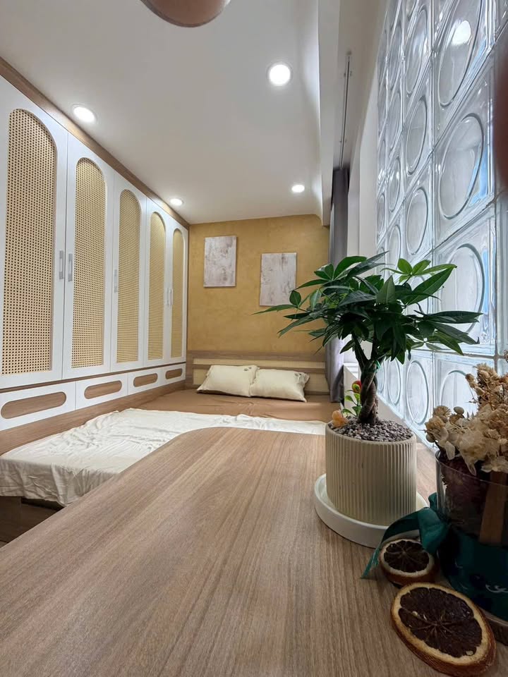 Nhà phố 3 tầng hẻm 175 Cô Giang, Quận 1 - 7.39 tỷ, thiết kế Wabi Sabi tinh tế!