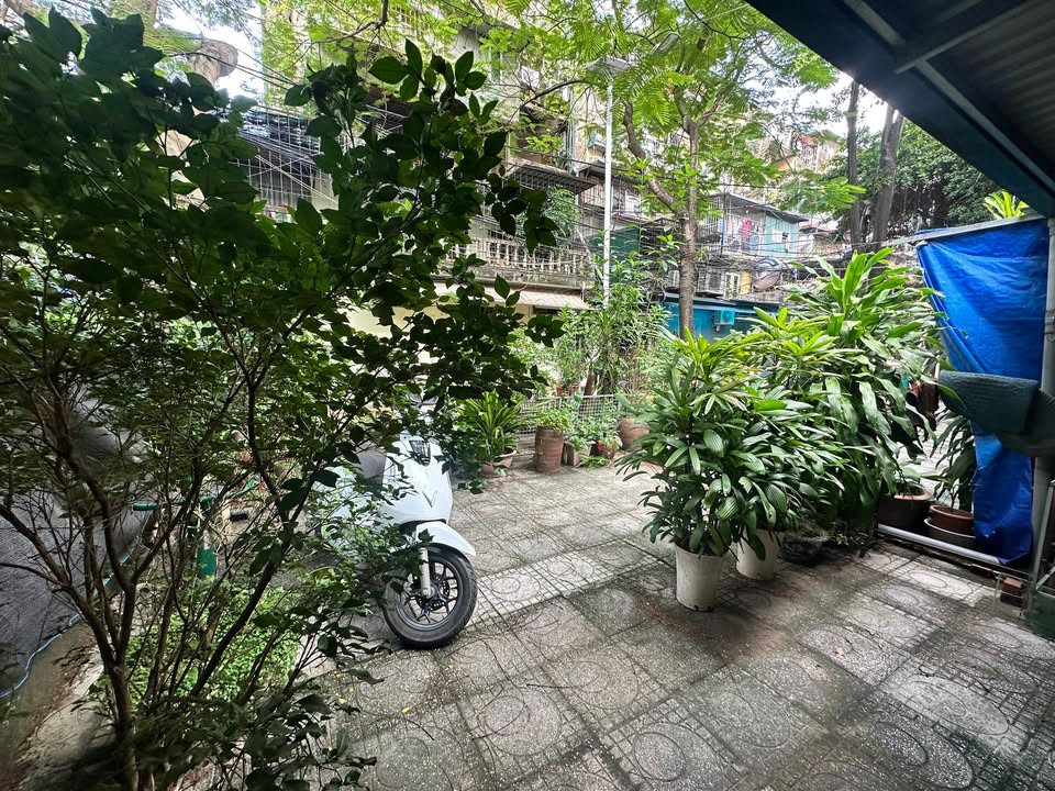 Cho thuê mặt bằng tầng 1 – Sân vườn 100m² tại Thành Công, Ba Đình - Cơ hội kinh doanh tuyệt vời!