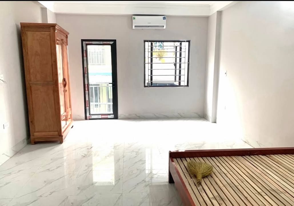 Phòng cho thuê riêng tại Cổ Nhuế, 30m² giá 3.2 triệu - Giờ giấc tự do, an ninh tốt!