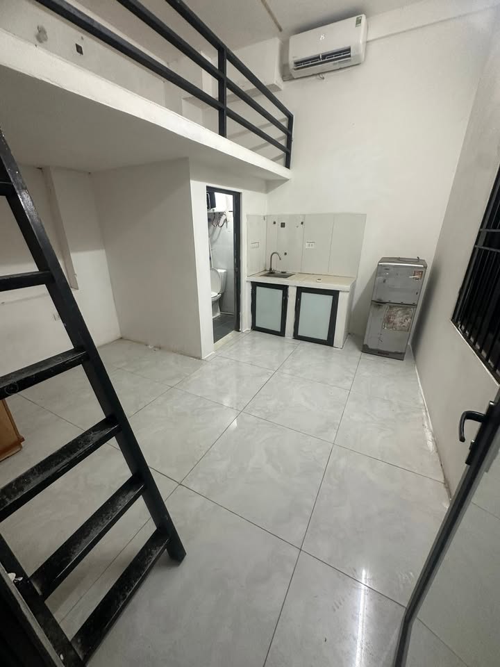 Phòng cho thuê tại ngõ 280 Cổ Nhuế, 30m² giá 3.3 triệu - Ở ngay, full nội thất!