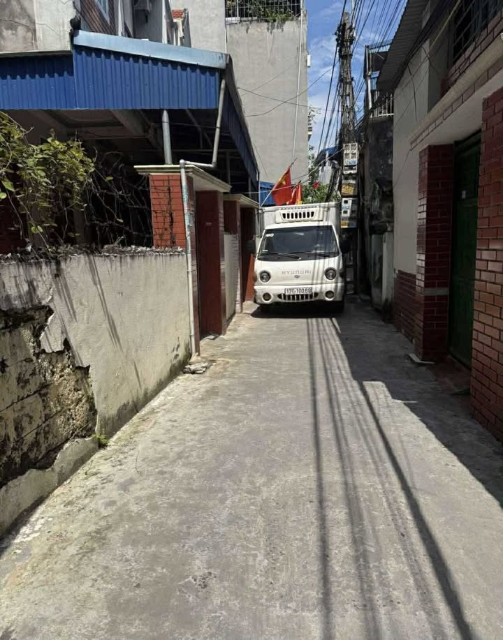 Lô đất chính chủ Ngõ Nguyễn Khuyến, Trường Thi - 52.4m² giá 1.45 tỷ - Đầu tư sinh lời!