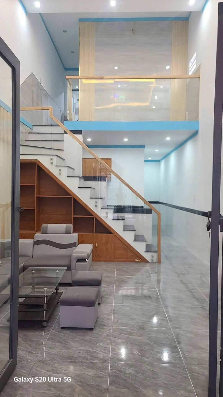 Nhà riêng Tân Hiệp, Tân Uyên 64m² giá 970 triệu - Nhà mới 100%