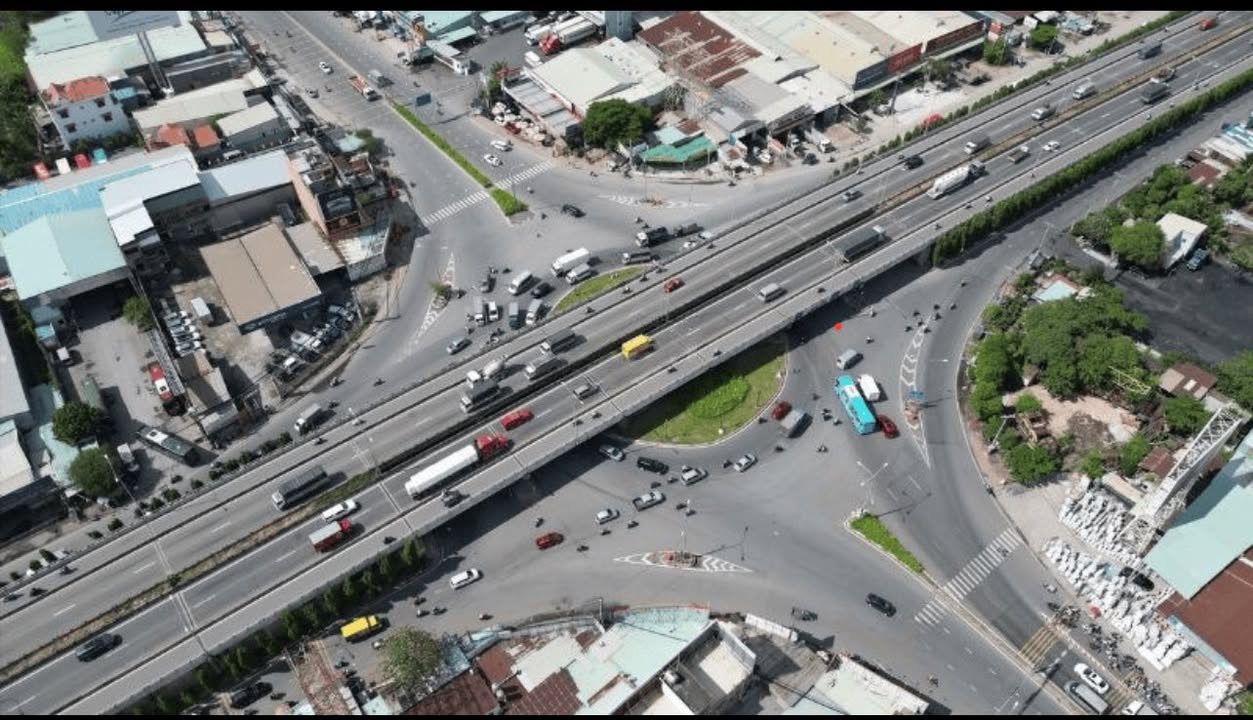 Đất mặt tiền Quốc lộ 13, Hiệp Bình Phước, 246m² giá 52 tỷ - Tiềm năng đầu tư vượt trội!