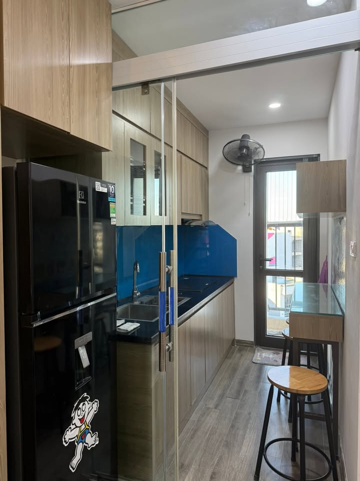 Căn hộ cho thuê CT1A Mỹ Hào - Full đồ sàn gỗ, thuận tiện di chuyển!