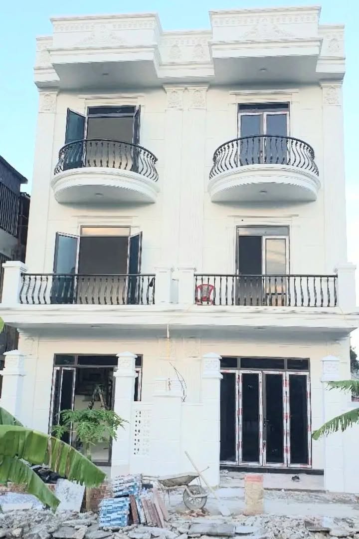 Nhà 3 tầng Lộc Vượng, Nam Định 56m² giá 2.1 tỷ - Chính chủ, vào ở ngay!