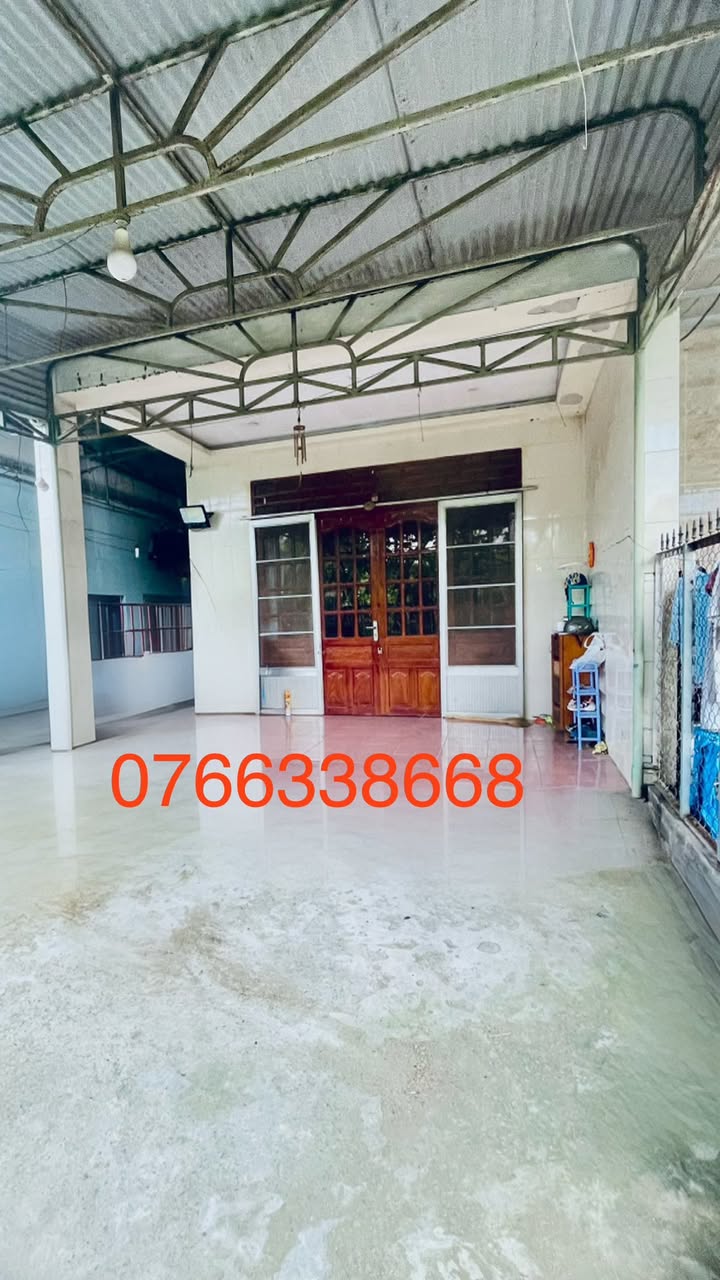 Nhà và 6 phòng trọ Phước Thiền Nhơn Trạch 302m² giá 4.05 tỷ - Đầu tư sinh lời cao!