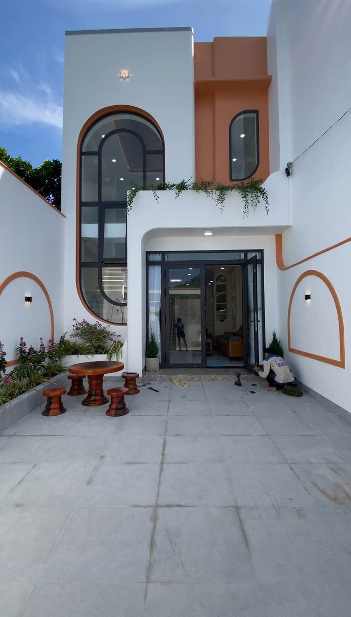 Nhà phố Đạo Thạnh, Mỹ Tho - 95m² giá 2.3 tỷ - Sẵn sàng vào ở ngay!