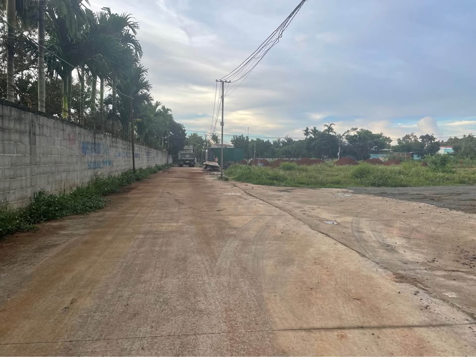 Đất thổ cư hẻm KA12 - Tân An 140m² chỉ 1.25 tỷ - Hướng Tây, gần UBND