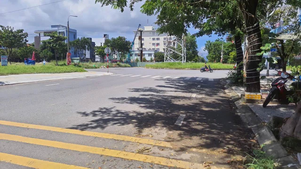 Lô đất đẹp đường Võ An Ninh, Hòa Xuân 100m² giá 6,xx tỷ - Đối diện công viên xanh mát!