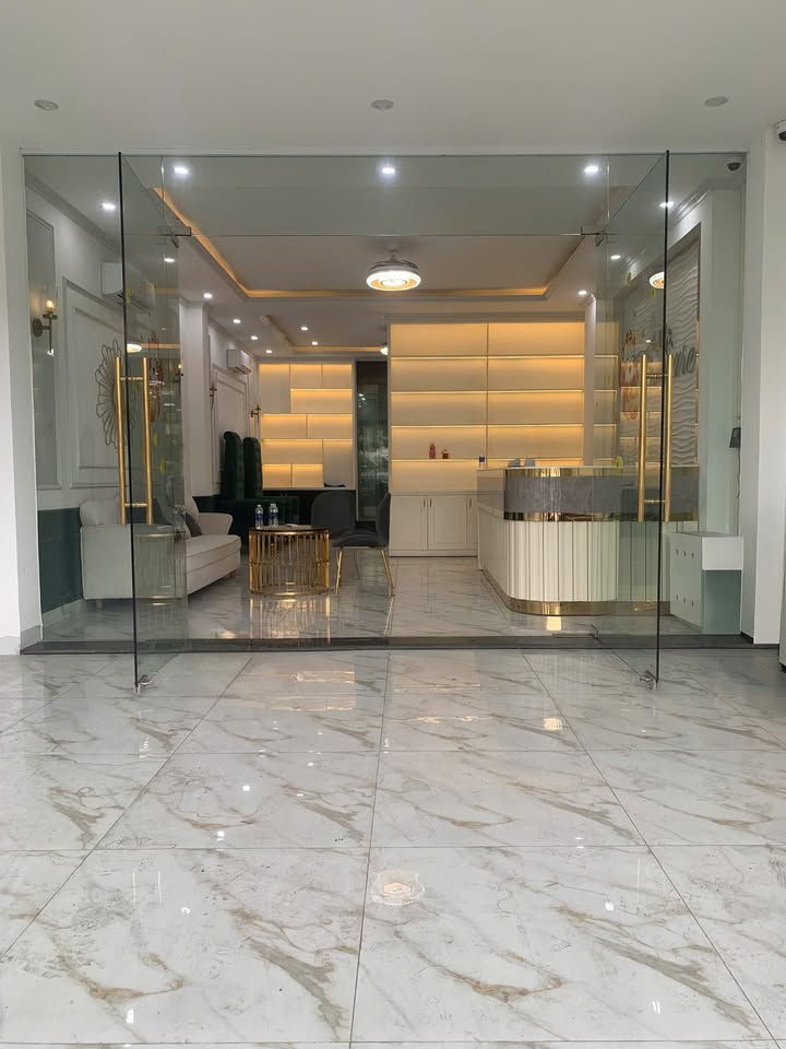 Nhà 5 tầng mặt tiền Điện Biên Phủ, 100m² chỉ 1x tỷ - Đầu tư sinh lời lý tưởng!