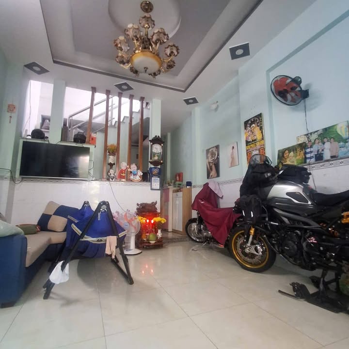 Nhà cho thuê Hóc Môn 99m² giá 6.5 triệu - Chính chủ, tiện nghi đầy đủ!