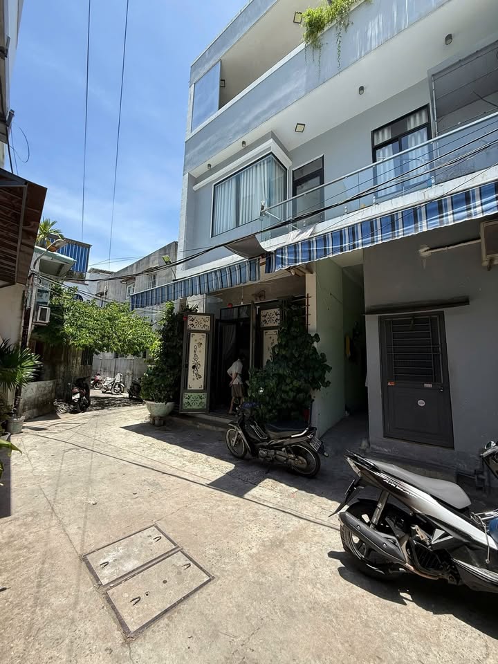 Nhà 3 tầng kiệt Lê Hữu Trác, An Hải 80m² giá 5.9 tỷ - Sát mặt tiền, vị trí đắc địa!